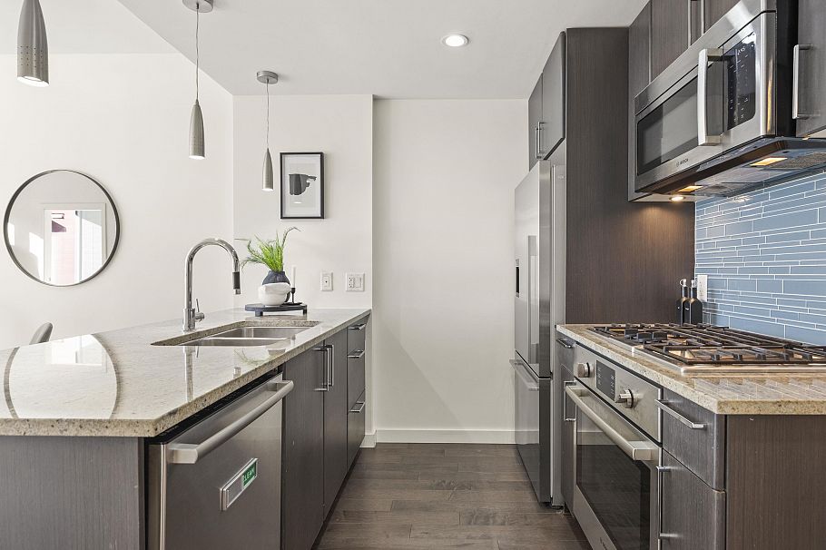 608 38 W 1st Avenue Vancouver, BC - 11