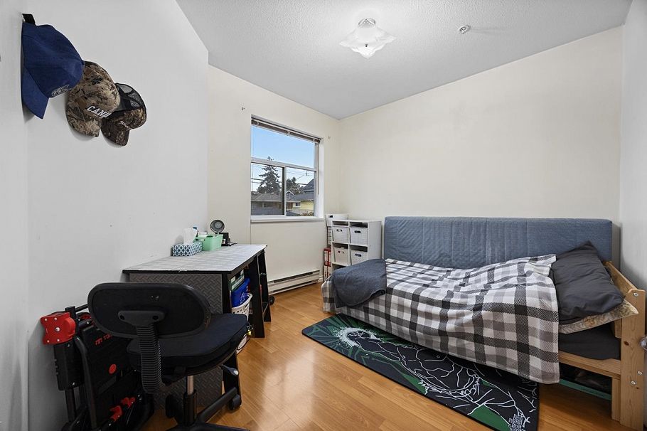 207 3628 Rae Avenue Vancouver, BC - 23