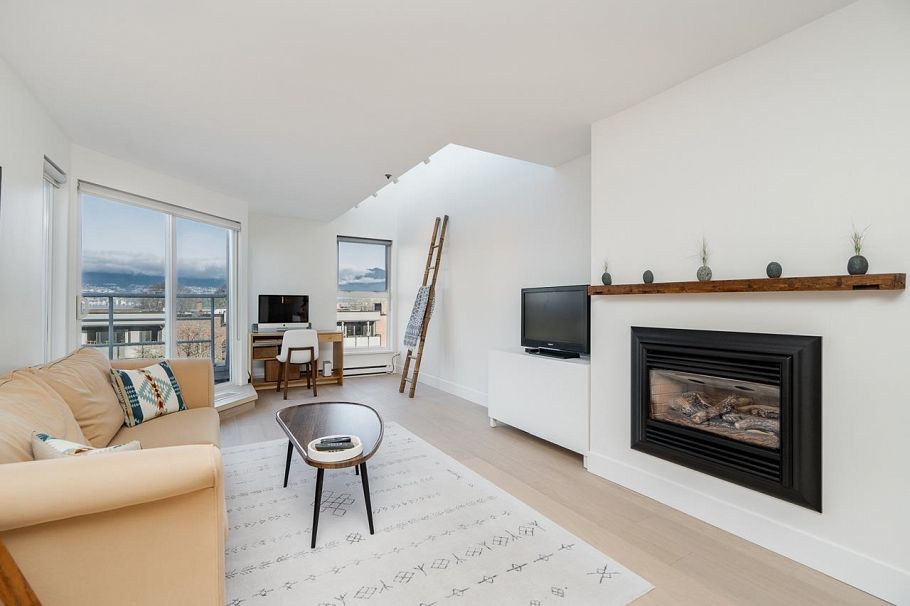 2240 York Avenue Vancouver, BC - 2