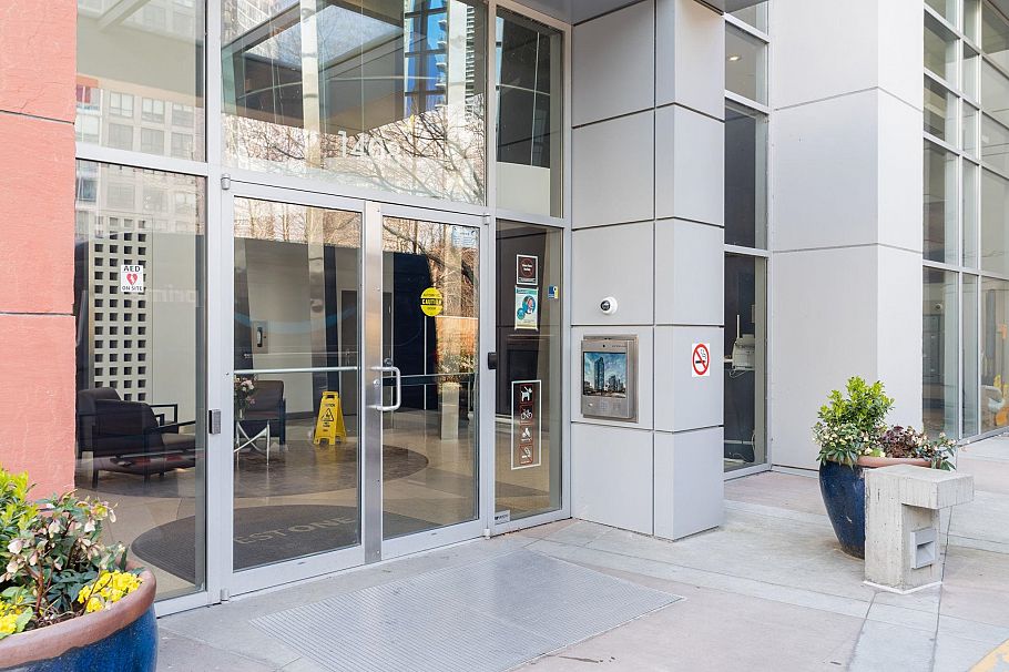 2201 1408 Strathmore Mews Vancouver, BC - 25