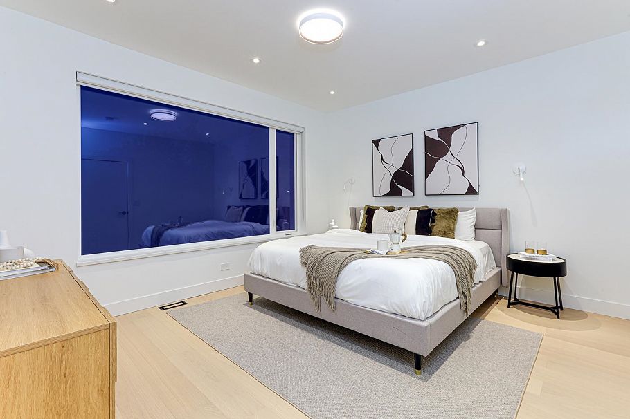 1 944 E 13 Avenue Vancouver, BC - 10