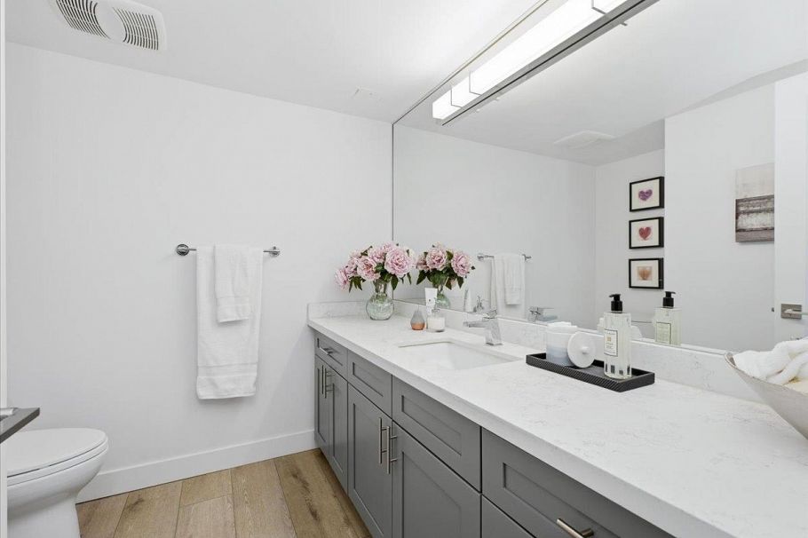 209 168 Chadwick Court North Vancouver, BC - 13