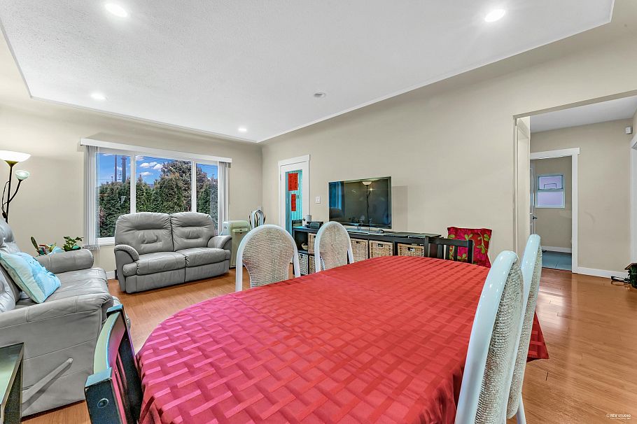 3951 Slocan Street Vancouver, BC - 6