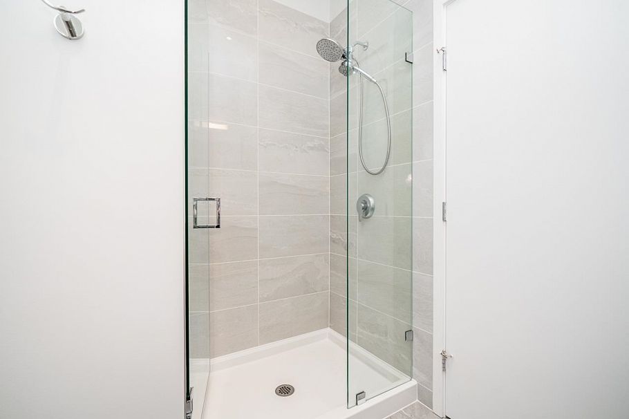 114 3430 E Kent Avenue South Vancouver, BC - 20