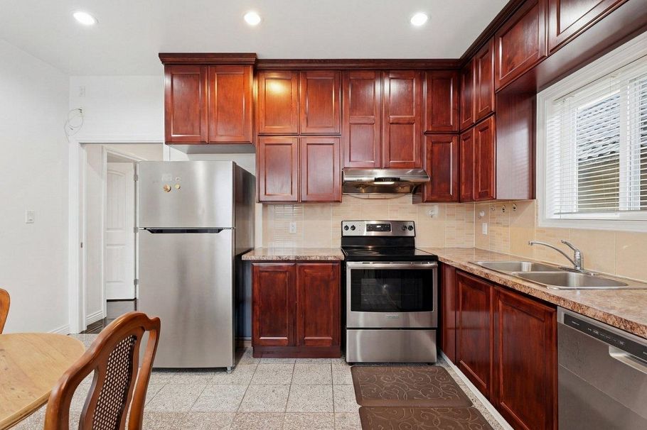 1115 Boundary Road Vancouver, BC - 9