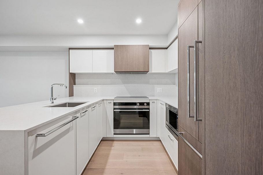 102 378 W 45th Avenue Vancouver, BC - 9