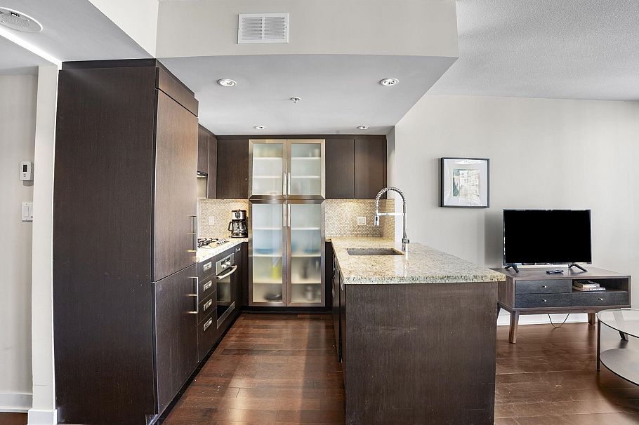 1802 1055 Richards Street Vancouver, BC - 12