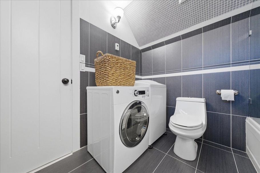 6733 Vivian Street Vancouver, BC - 29