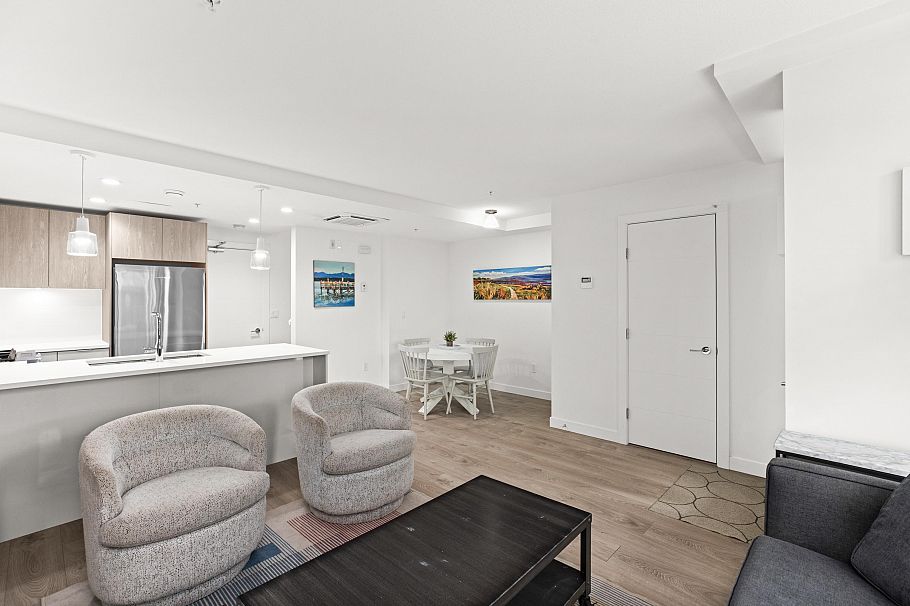 TH5 128 E 8th Street North Vancouver, BC - 11