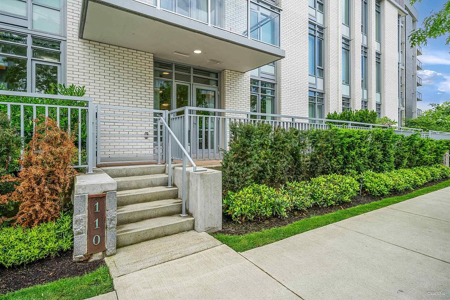 110 3188 Riverwalk Avenue Vancouver, BC - 3