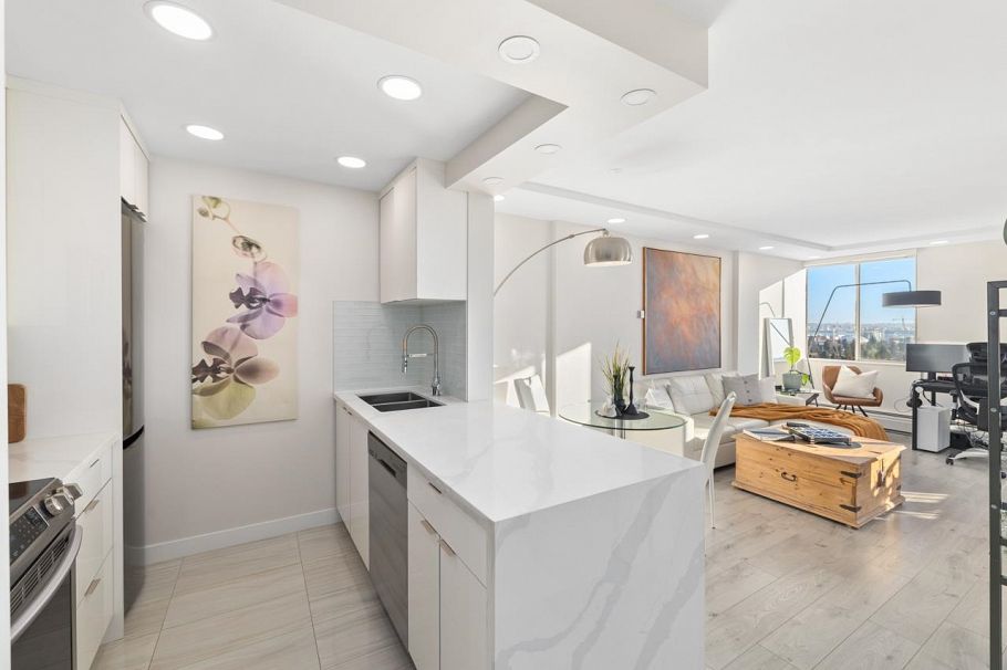 1601 2004 Fullerton Avenue North Vancouver, BC - 4