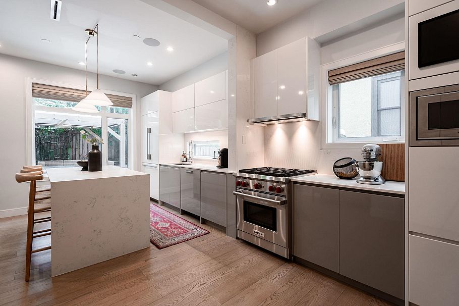 3337 W 40th Avenue Vancouver, BC - 13