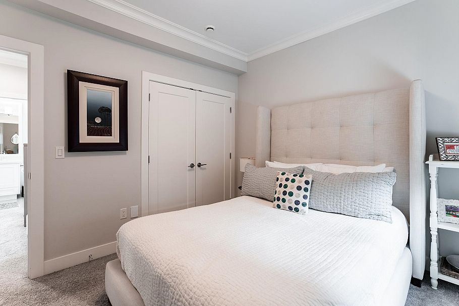 1371 E 13th Avenue Vancouver, BC - 19