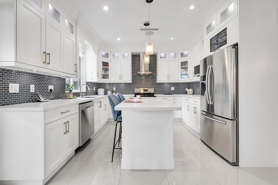 3933 Union Street Burnaby, BC - 14