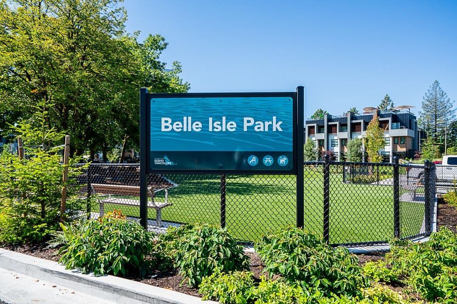 103 2035 Glenaire Drive North Vancouver, BC - 35