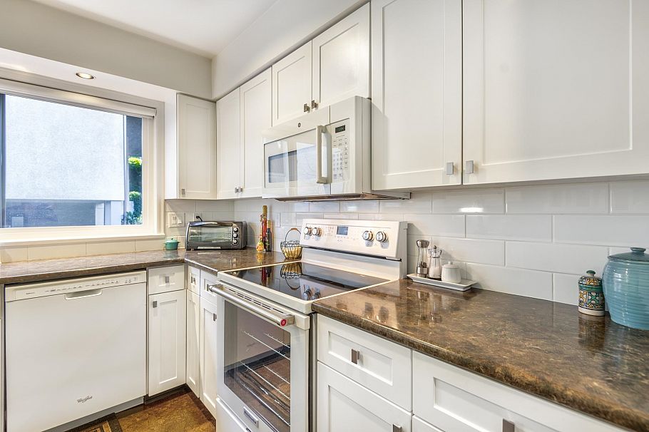 2266 Alder Street Vancouver, BC - 21