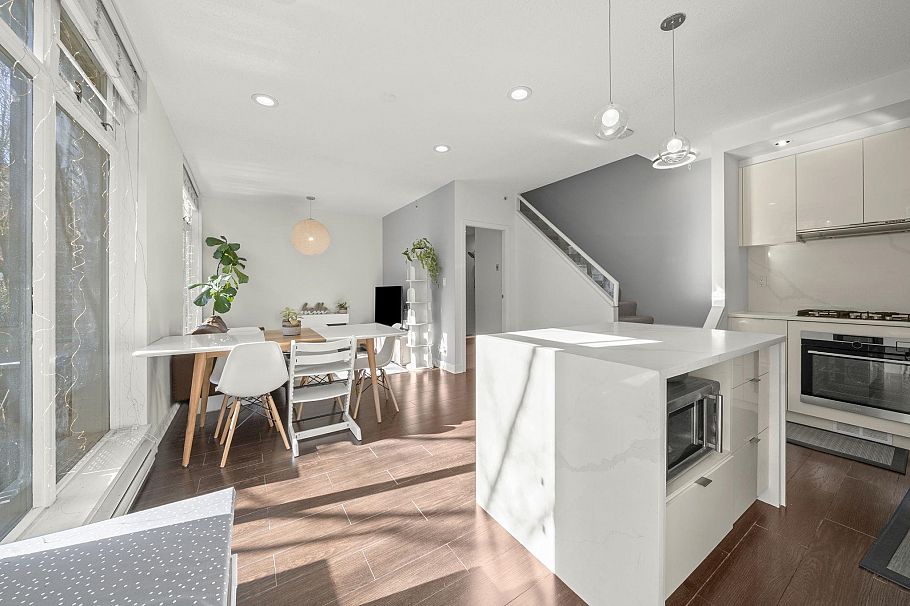 1053 Homer Street Vancouver, BC - 10