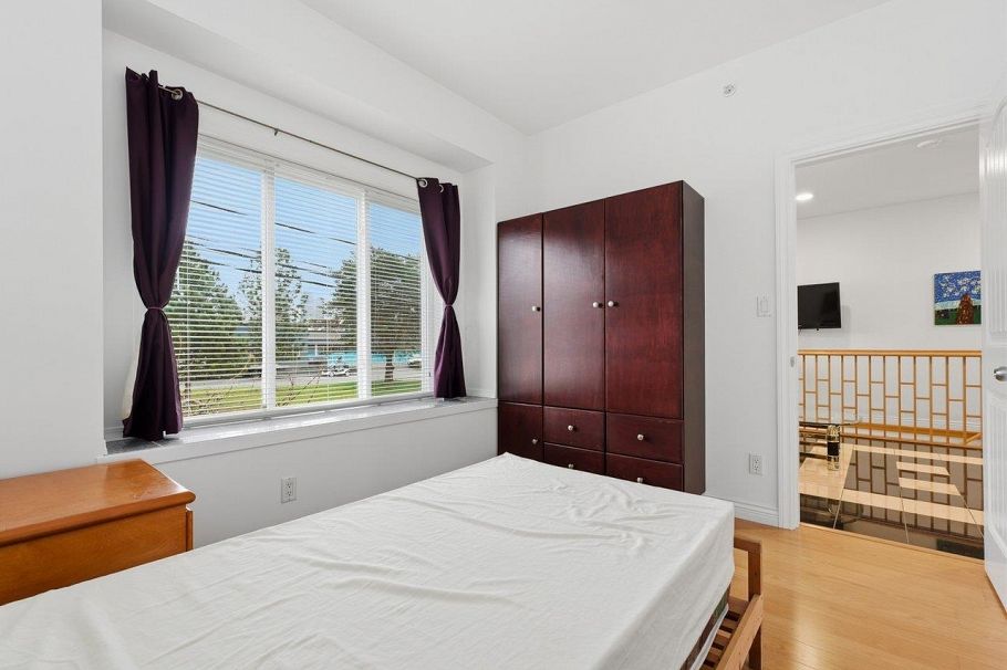 1115 Boundary Road Vancouver, BC - 11