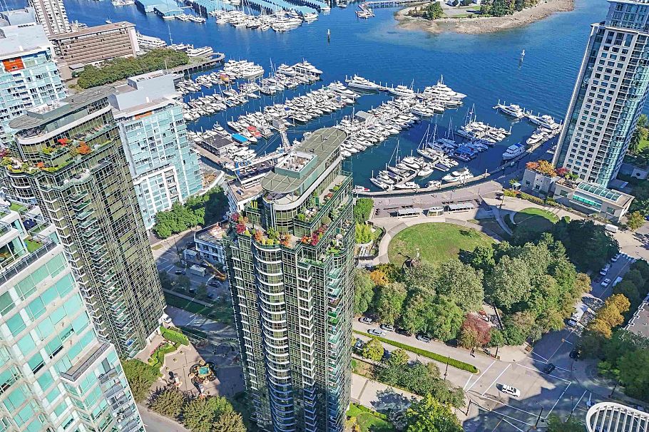 806 555 Jervis Street Vancouver, BC - 1