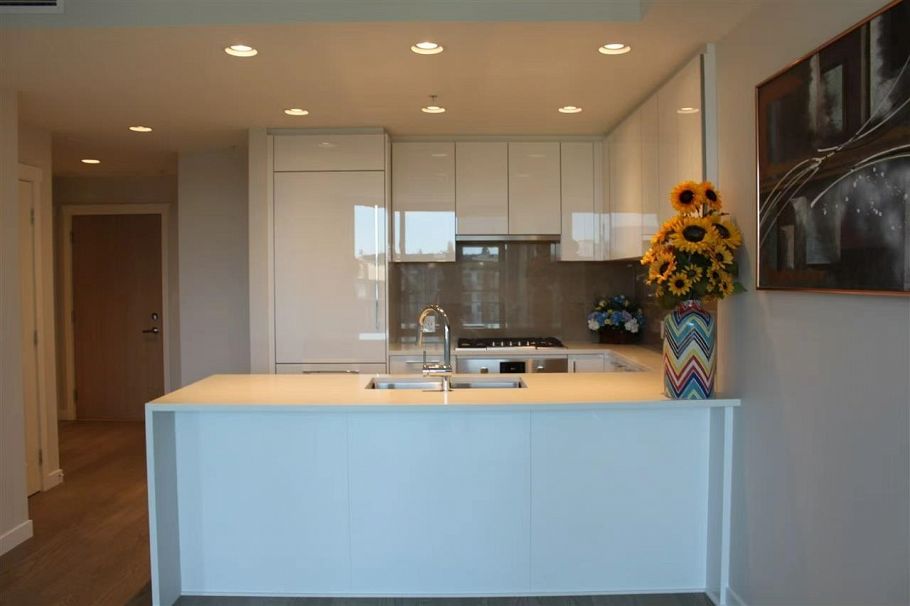 1003 3533 Ross Drive Vancouver, BC - 11