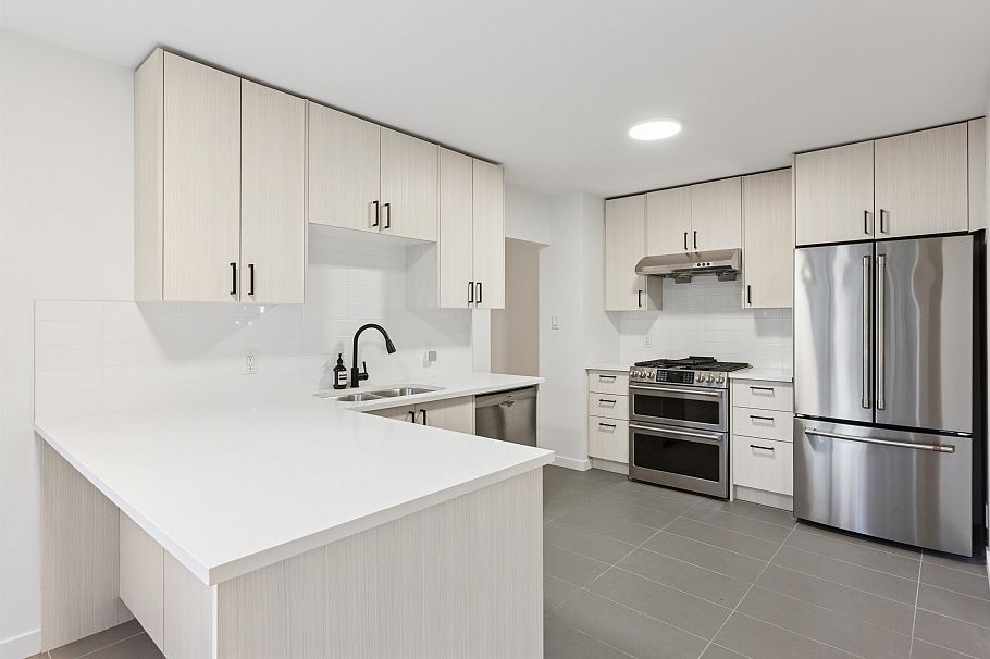 7477 Vivian Drive Vancouver, BC - 4