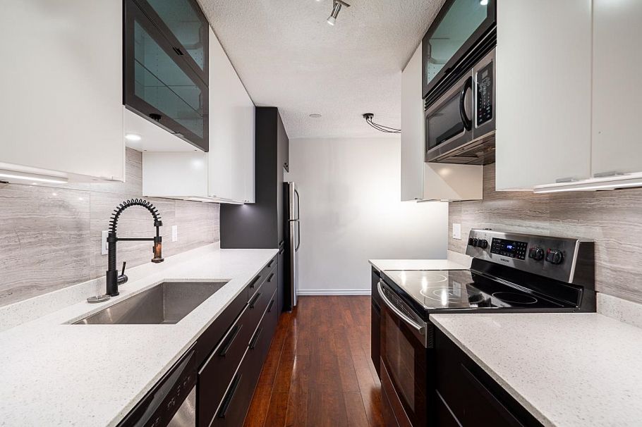 208 211 W 3rd Street North Vancouver, BC - 13