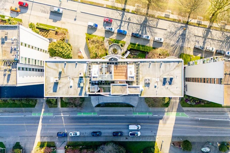 304 1233 Beach Avenue Vancouver, BC - 2