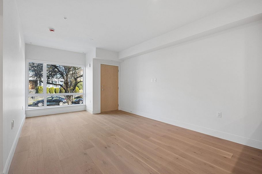 202 378 W 45th Avenue Vancouver, BC - 4