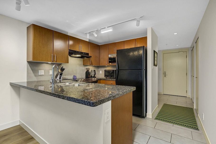 413 2520 Manitoba Street Vancouver, BC - 11