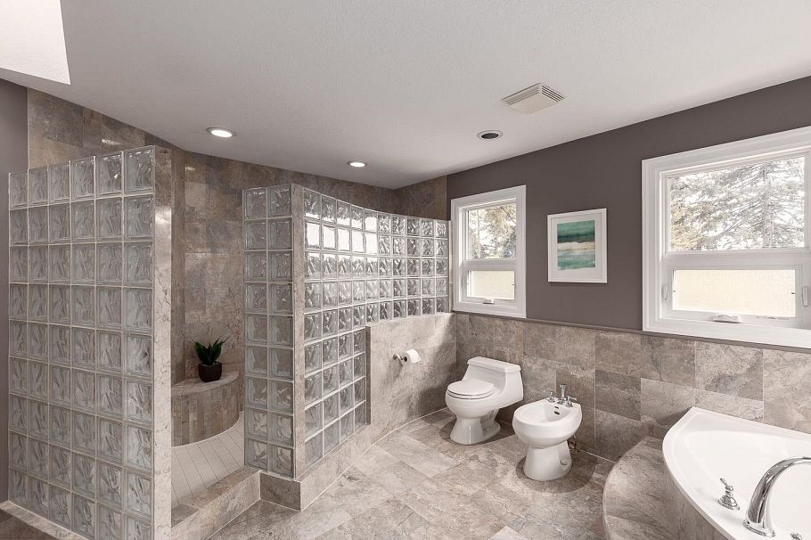 3557 W 36th Avenue Vancouver, BC - 22