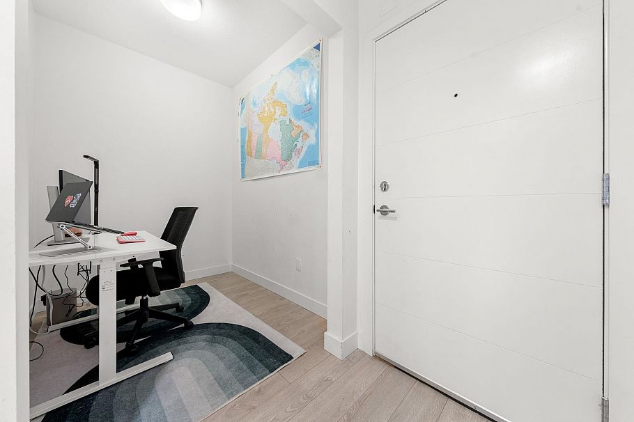 107 733 W 3rd Street North Vancouver, BC - 27