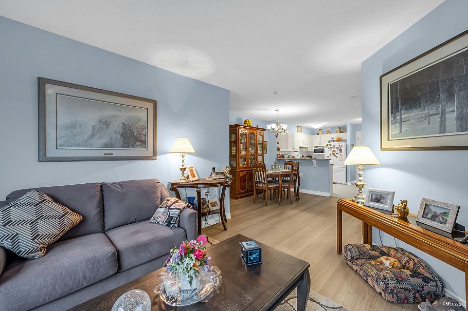 202 960 Lynn Valley Road North Vancouver, BC - 7