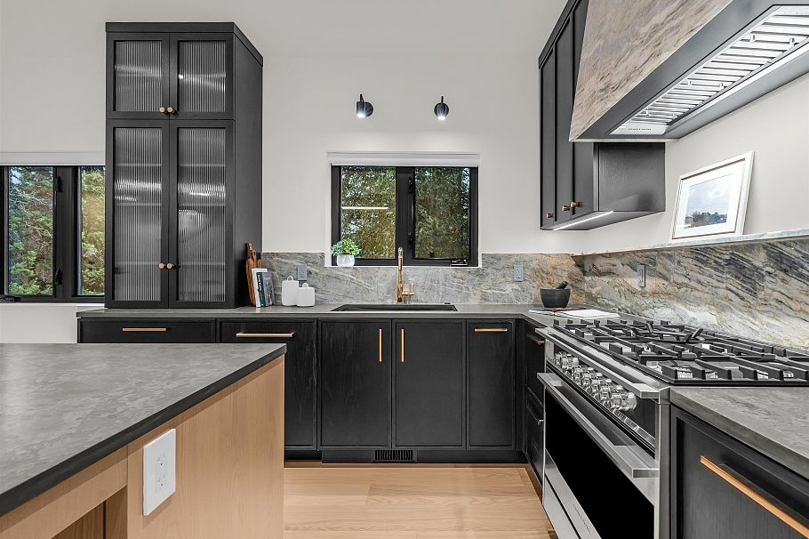 1 4088 Maple Crescent Vancouver, BC - 11