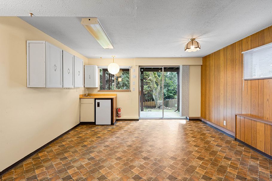 1349 Mill Street North Vancouver, BC - 21