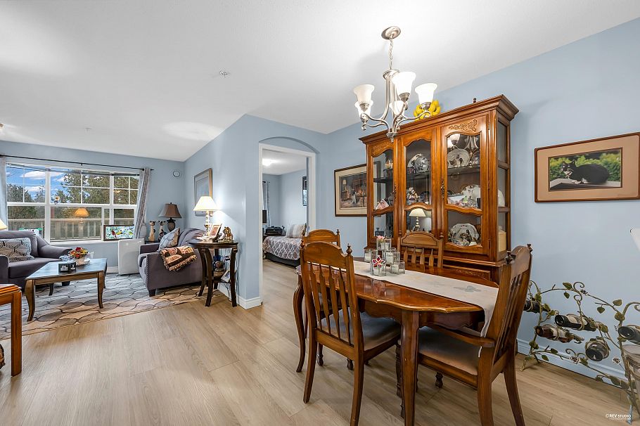 202 960 Lynn Valley Road North Vancouver, BC - 9