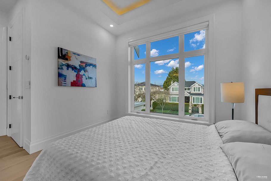 2246 W 20th Avenue Vancouver, BC - 27