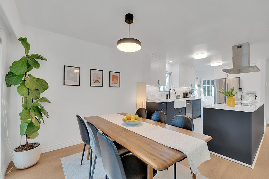 1652 Coleman Street North Vancouver, BC - 10