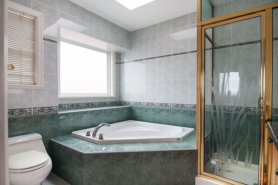 2288 Fraserview Drive Vancouver, BC - 17