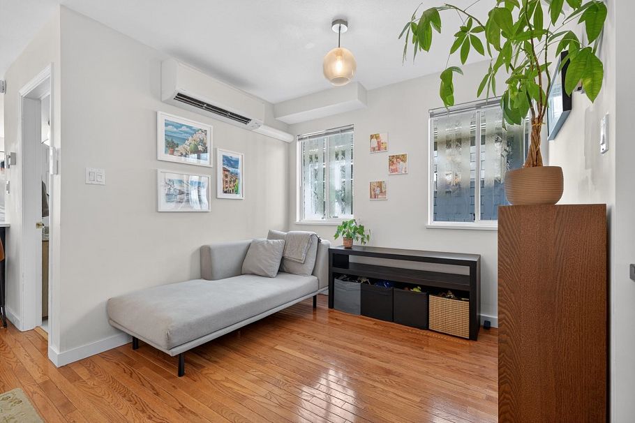 1764 Graveley Street Vancouver, BC - 11