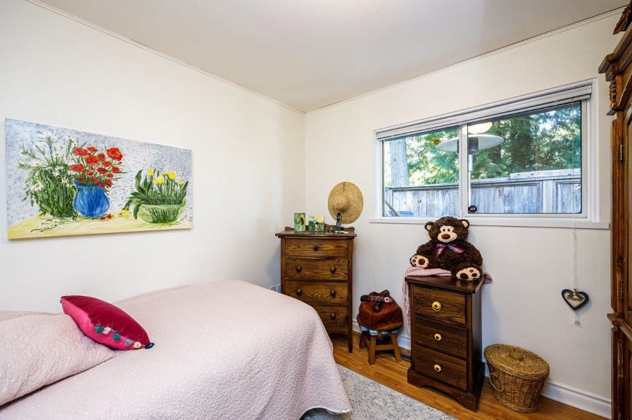 1061 Gladwin Drive North Vancouver, BC - 17