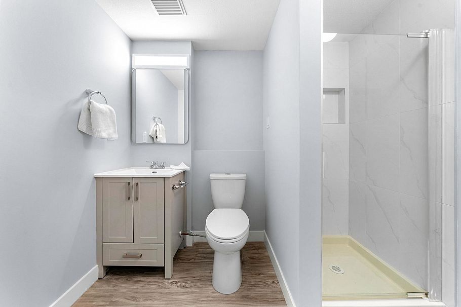 2733 Tempe Glen Drive North Vancouver, BC - 31