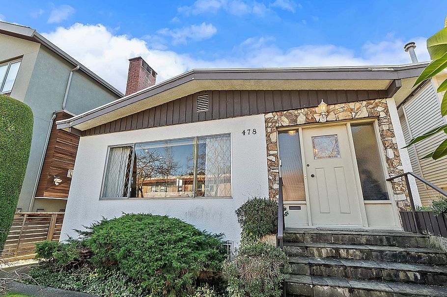 478 E 53rd Avenue Vancouver, BC - 3
