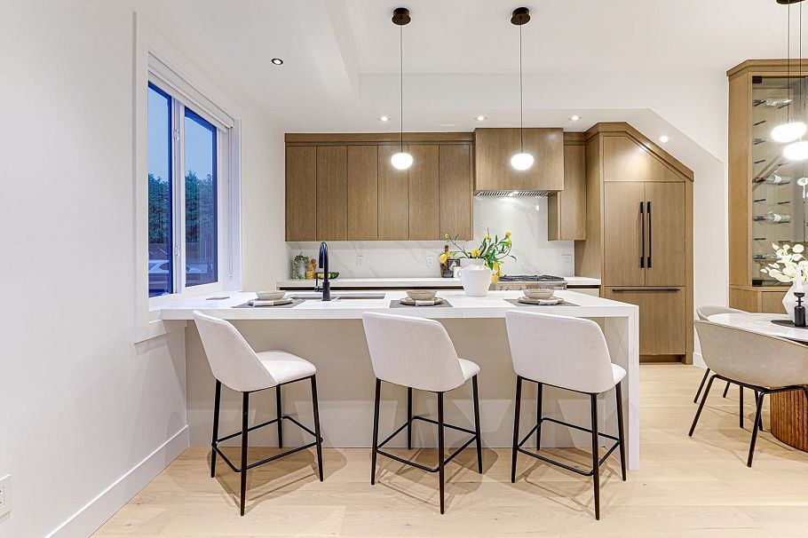 1 1990 Venables Street Vancouver, BC - 8