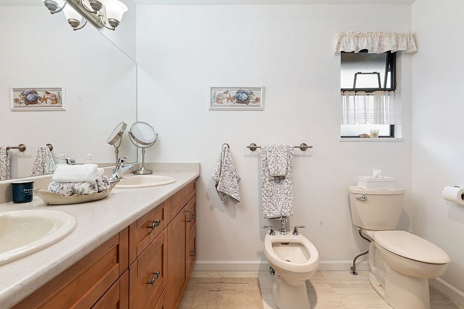 5508 Molina Road North Vancouver, BC - 21