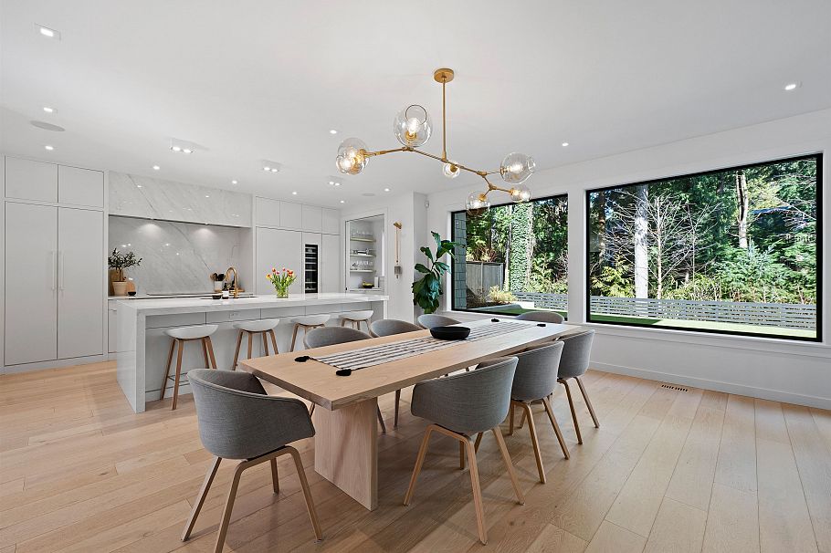 968 Belvista Crescent North Vancouver, BC - 4