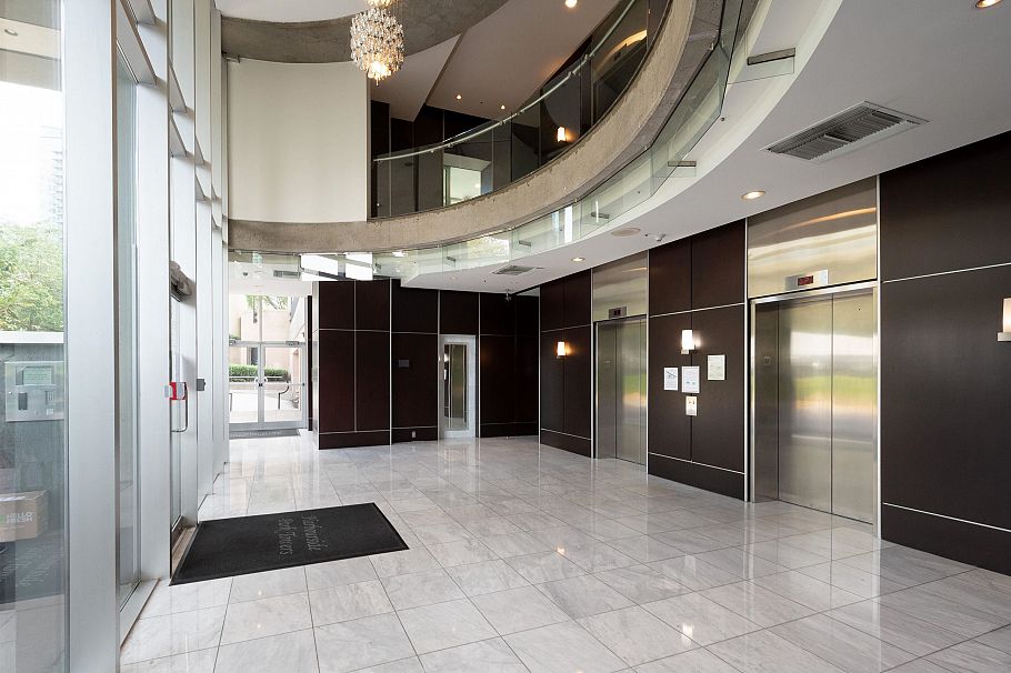 806 555 Jervis Street Vancouver, BC - 24