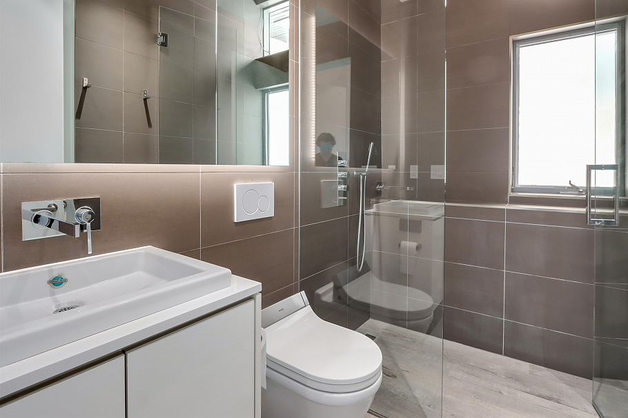 4368 W 15th Avenue Vancouver, BC - 22