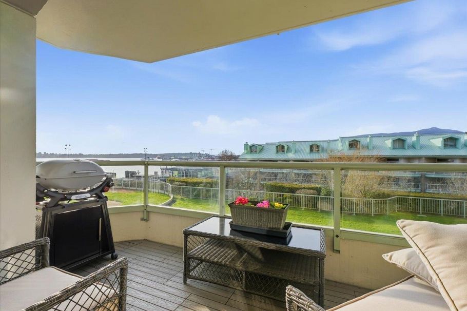 209 168 Chadwick Court North Vancouver, BC - 30