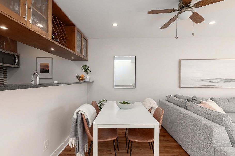 10 766 W 7th Avenue Vancouver, BC - 7