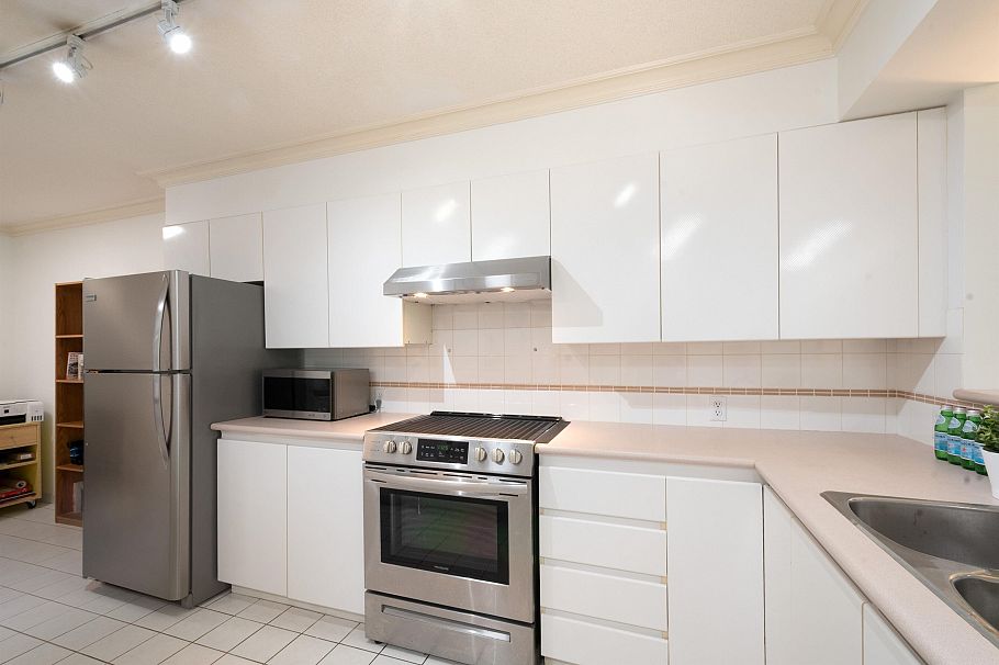 203 1488 Hornby Street Vancouver, BC - 14